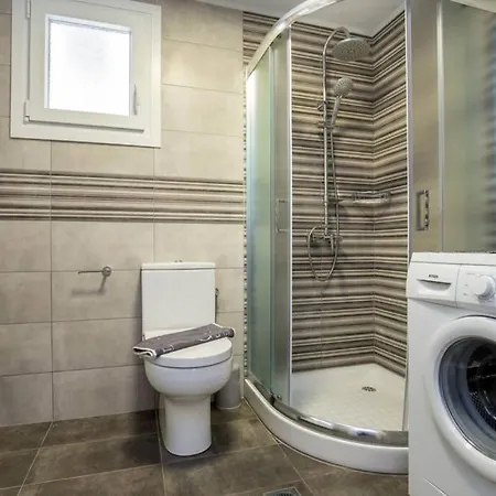 Isalos Apartmán *